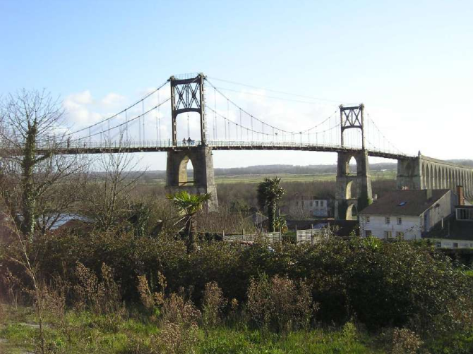 Travaux du pont suspendu de Tonnay-Charente